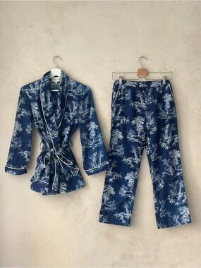 Cara Cara NYC Pellicano Lounge Set – Blue & White Toile Print | Size Small